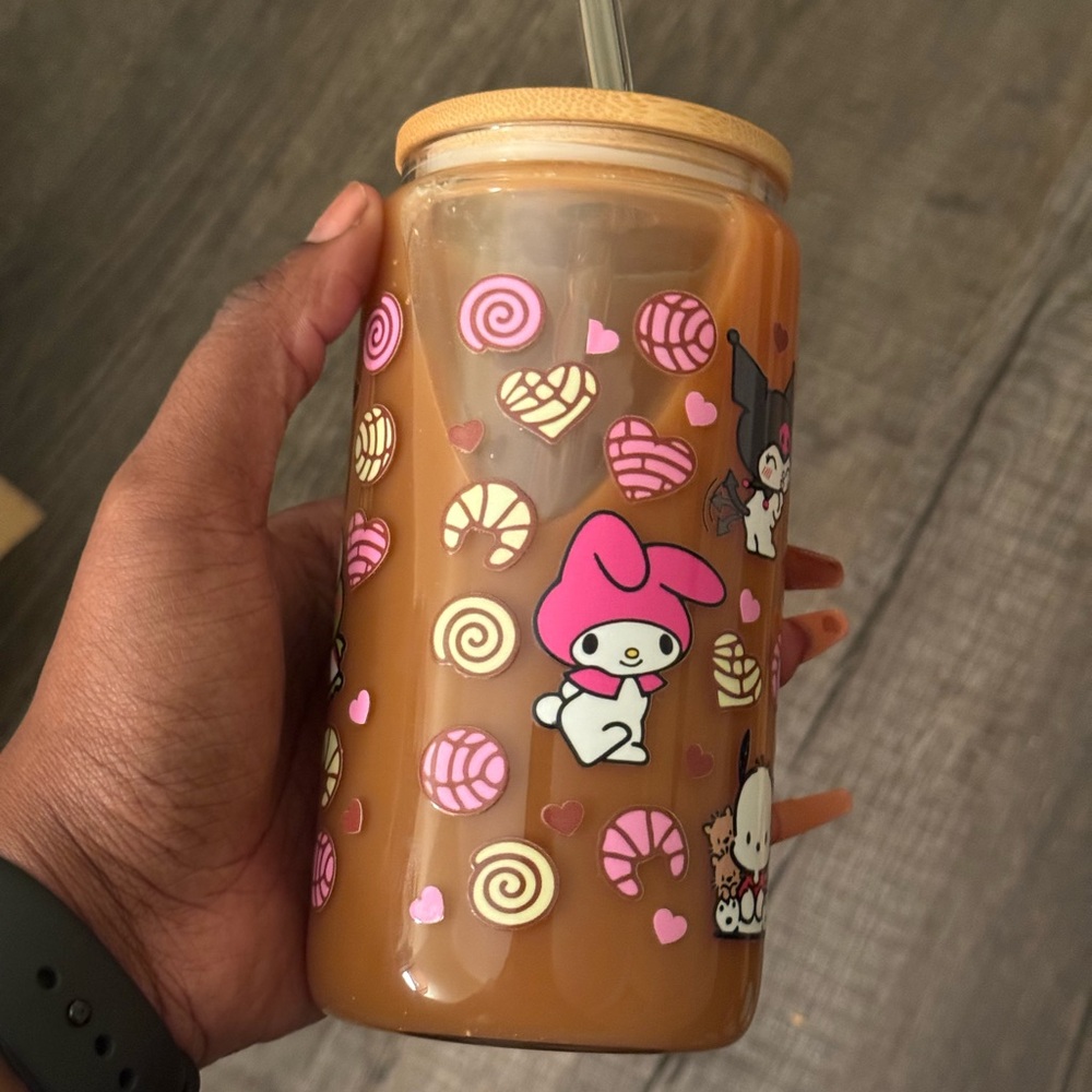 Hello Kitty Coffee Snowglobe Libbey Cup